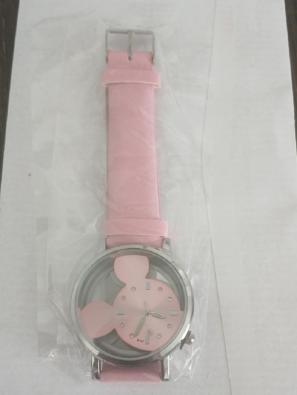 Pink Mouse Silhouette Wristwatch